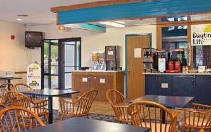 BridgePointe Inn & Suites by BPhotels, Council Bluffs, Omaha Area