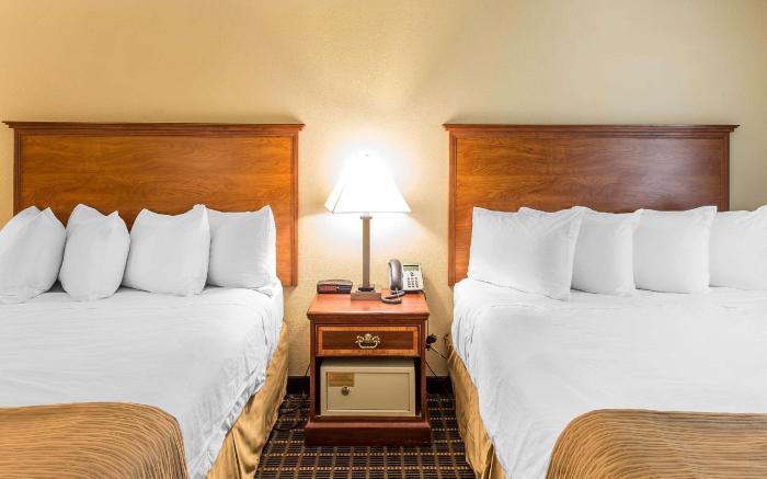 Quality Inn & Suites On The River