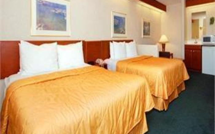 Sleep Inn & Suites Oregon - Toledo
