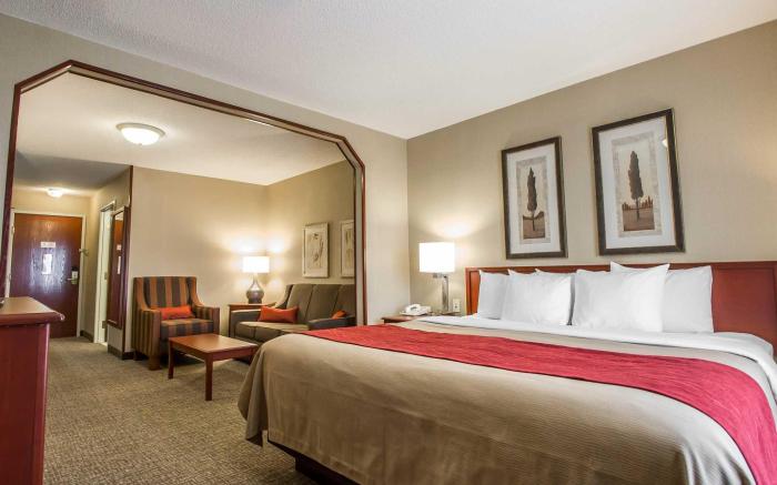 Comfort Inn & Suites