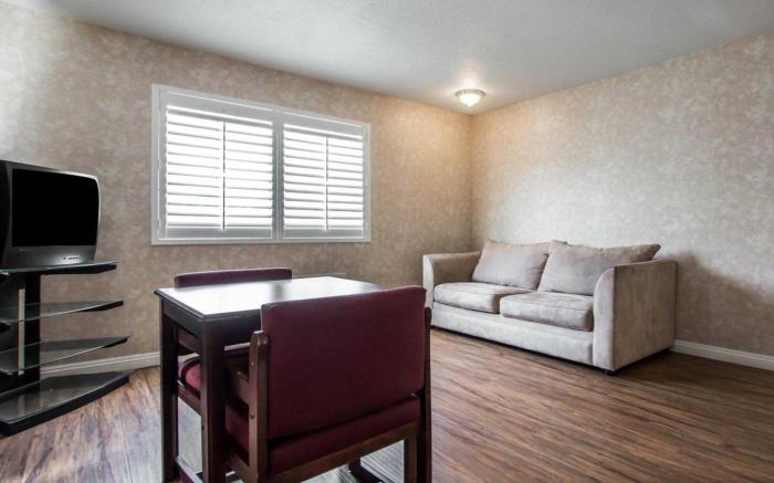 Econo Lodge Moreno Valley