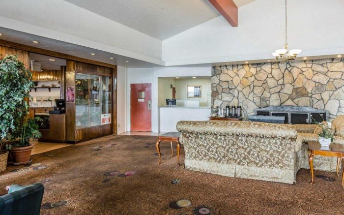 Econo Lodge Near Reno-Sparks Convention Center