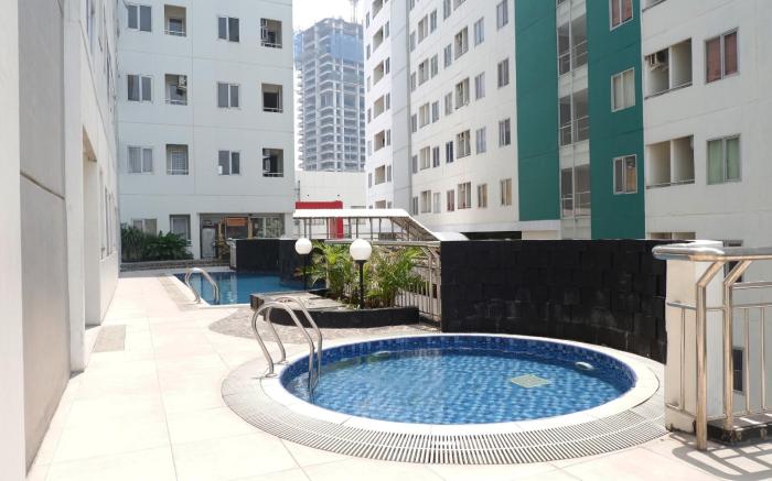 Modern 2BR Apt at Pavilion Permata By Travelio
