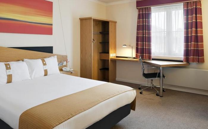 Holiday Inn Express Strathclyde Park M74, Jct 5 By IHG