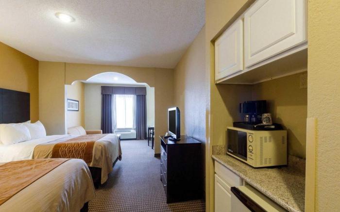 Comfort Inn & Suites