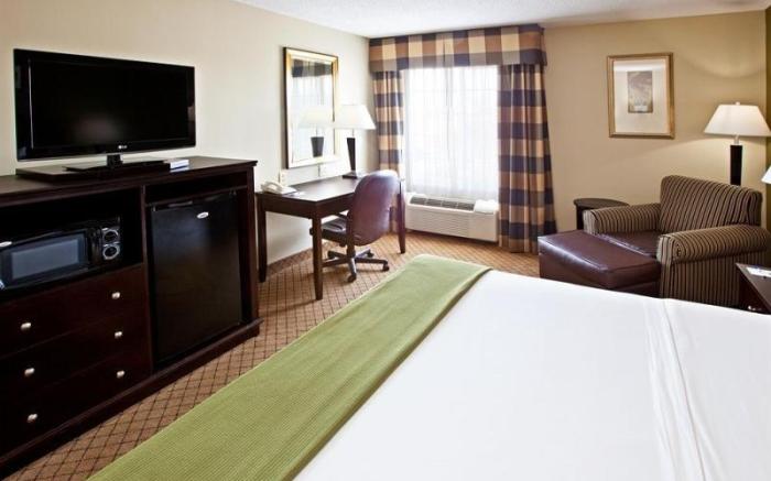 Holiday Inn Express & Suites Harrison By IHG