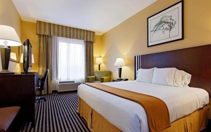 Holiday Inn Express Crockett By IHG