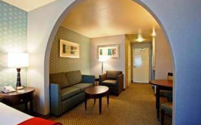 Holiday Inn Express Hotel & Suites Hermosa Beach By IHG