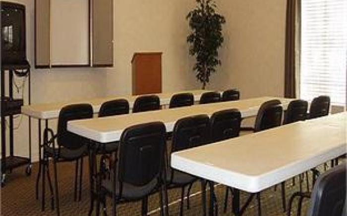 Holiday Inn Express Hotel & Suites Livingston By IHG