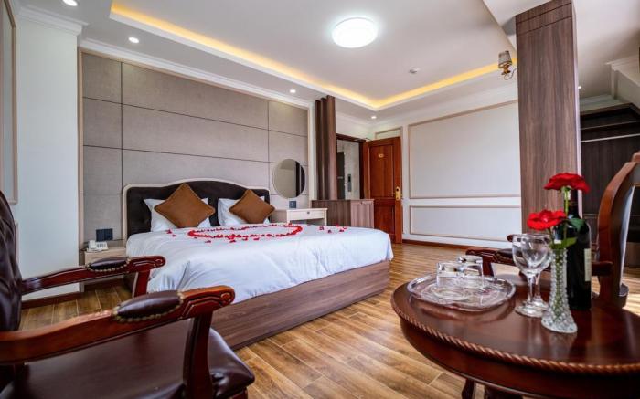 The Art - WIN HOTEL