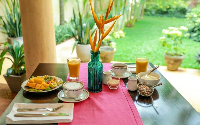 Mango House