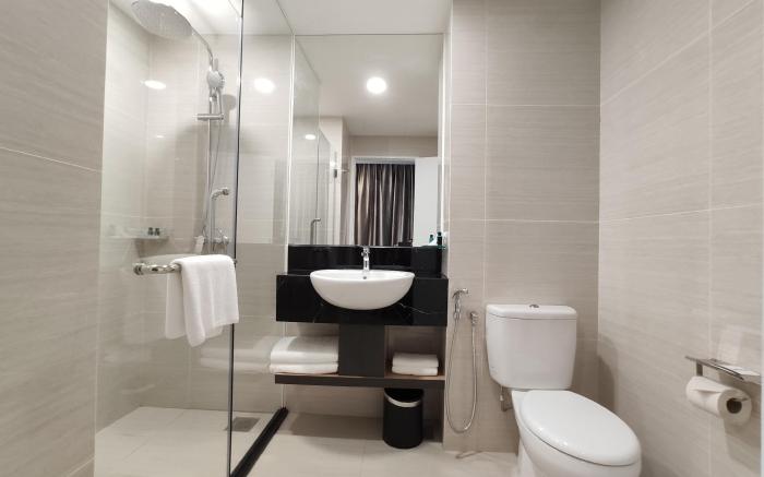 Hotel 7 Suria