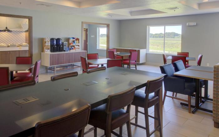 Holiday Inn Express Hotel & Suites Le Mars By IHG