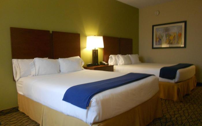 Holiday Inn Express Hotel & Suites Lancaster By IHG
