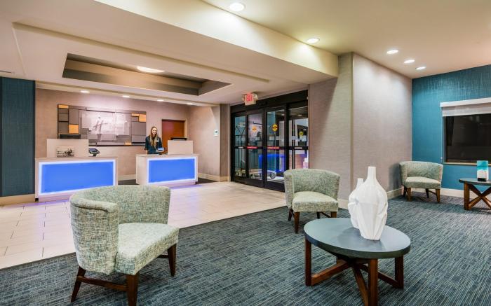 Holiday Inn Express & Suites Rocky Mount Smith Mountain Lake By IHG