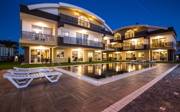 Lara Beach Homes