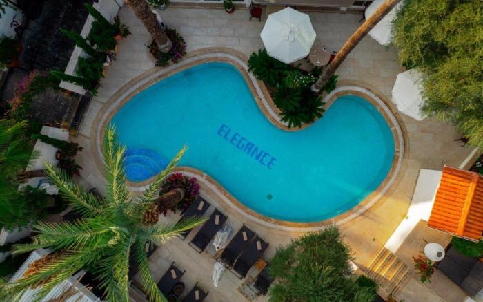 Elegance East Hotel