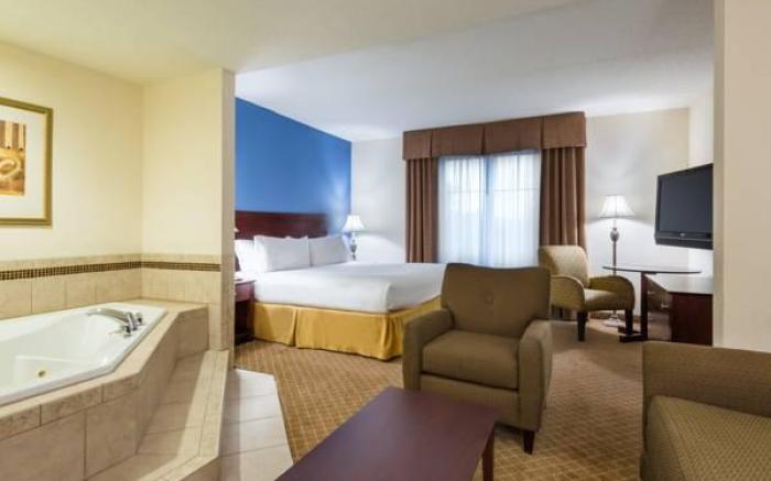 Holiday Inn Express Hotel & Suites Rochester Webster By IHG