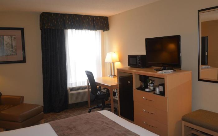 SureStay Plus by Best Western Roanoke Rapids I 95
