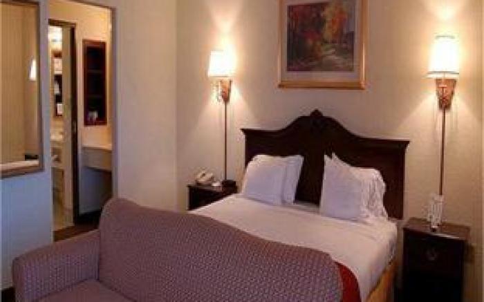 Holiday Inn Express Hotel and Suites Weslaco By IHG