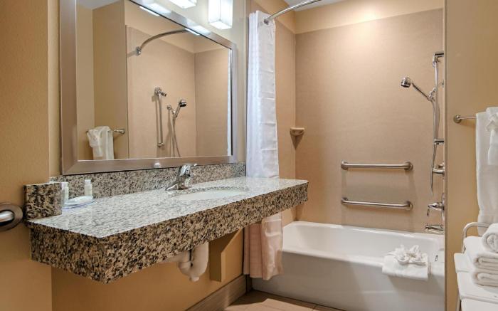 Wyndham Garden Lancaster CA