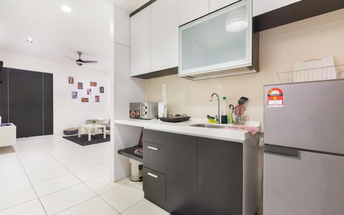 Frank Suite.Akademik@Studio3pax nearAeon IKEA