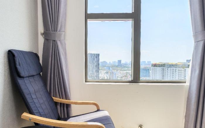 LuxHome Saigon - Rivergate Residence