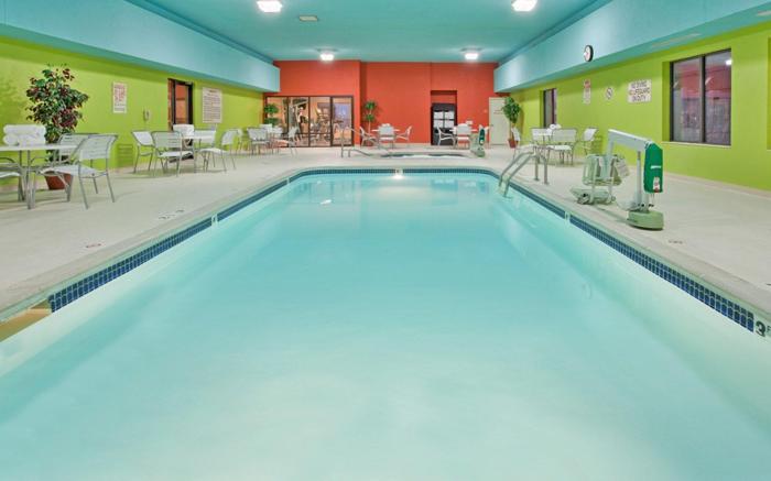 Holiday Inn Express Hotel & Suites Norfolk By IHG