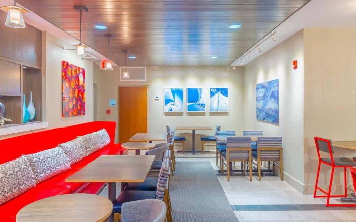 Holiday Inn Express Orange Beach - On The Beach By IHG