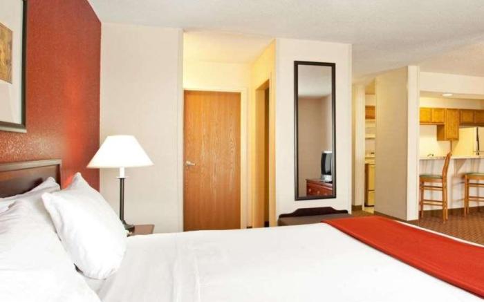 Baymont Inn & Suites Merrillville