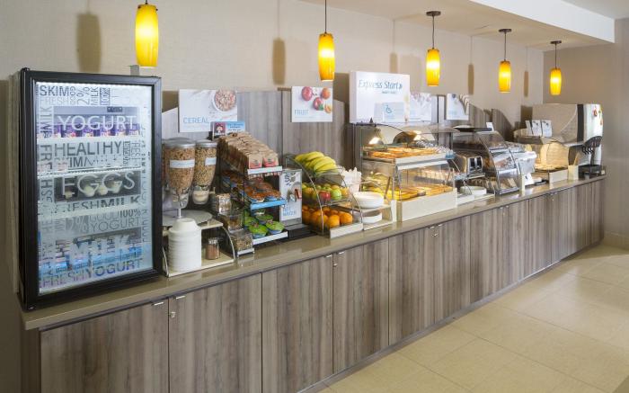 Holiday Inn Express Hotel and Suites DFW-Grapevine By IHG