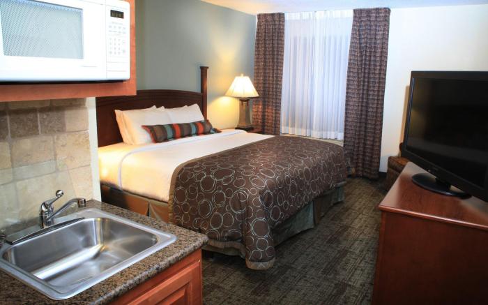 Staybridge Suites Columbia-Highway 63 & I-70 By IHG