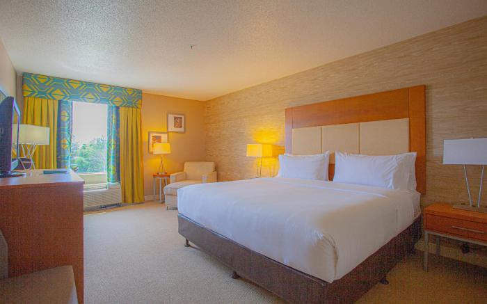 Holiday Inn & Suites Houston North Spring By IHG