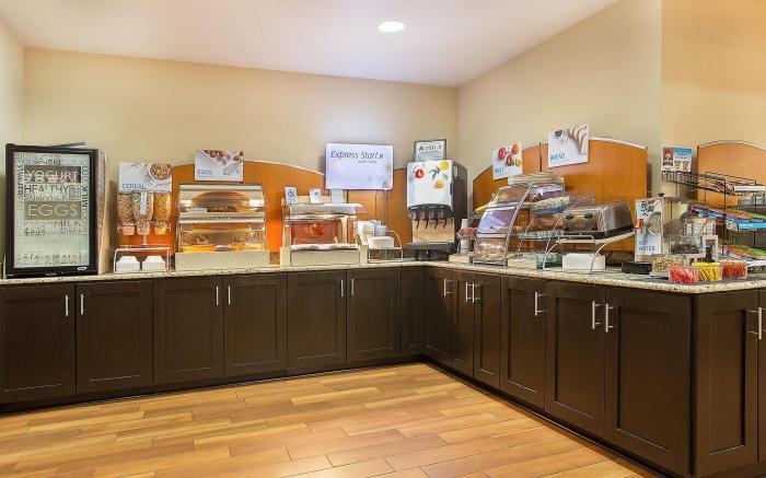 Holiday Inn Express Hotel And Suites Murphy By IHG