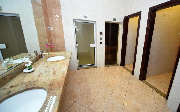 Emirates Stars Hotel Apartments
