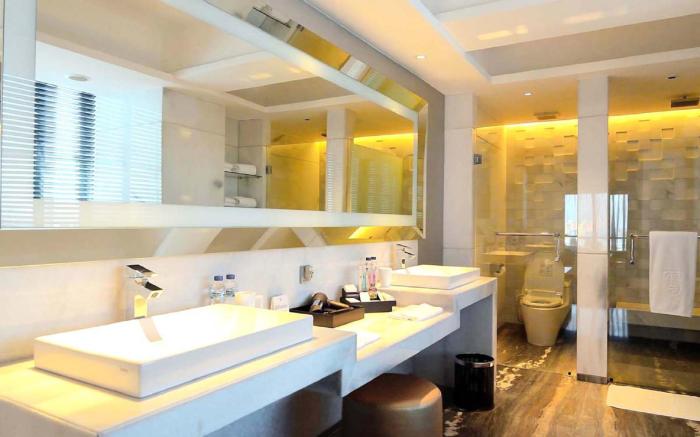 TS Suites Surabaya