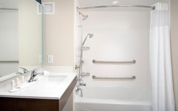 Fairfield by Marriott Inn & Suites Alexandria West/Mark Center