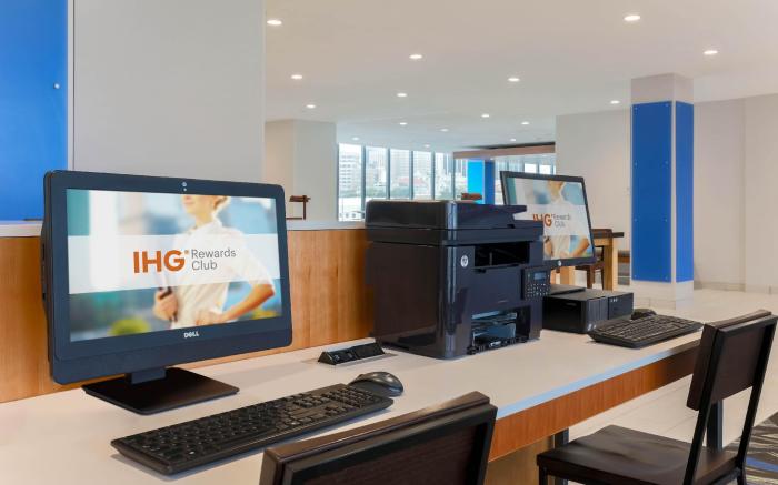 Holiday Inn Express & Suites Fort Worth Downtown By IHG