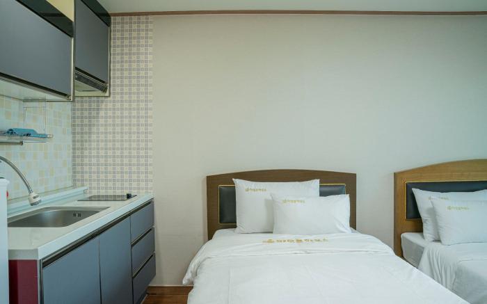 Jeju Amor House