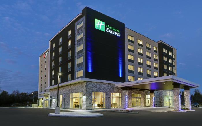 Holiday Inn Express Kingston West By IHG