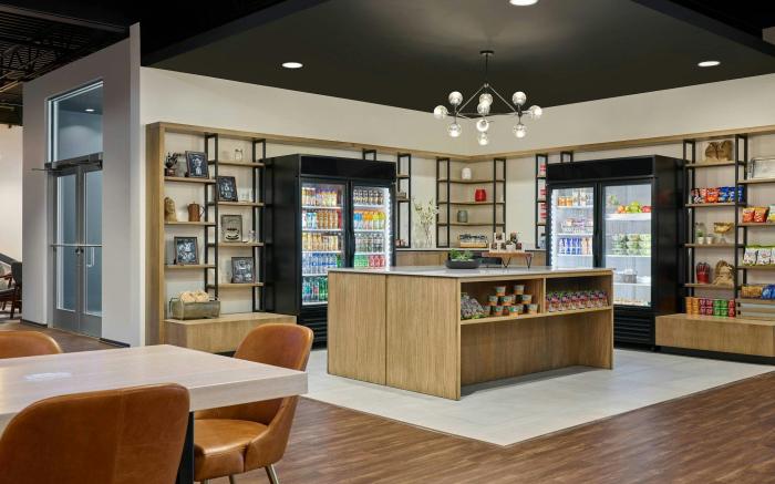 Delta Hotels Milwaukee Northwest