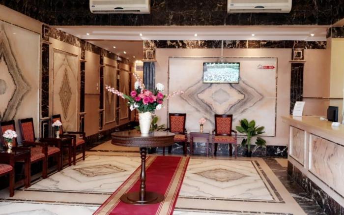 Leen Aparthotel