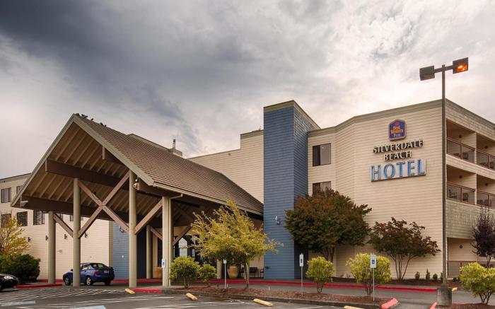 Best Western PLUS Silverdale Beach Hotel