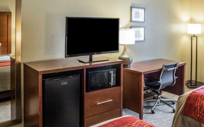 Super 8 By Wyndham Altoona