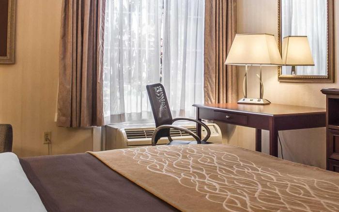 Comfort Inn Wethersfield - Hartford