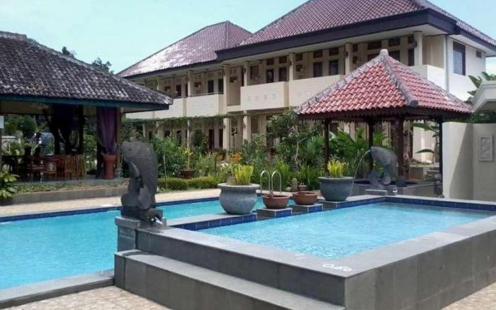 Taman Teratai Hotel