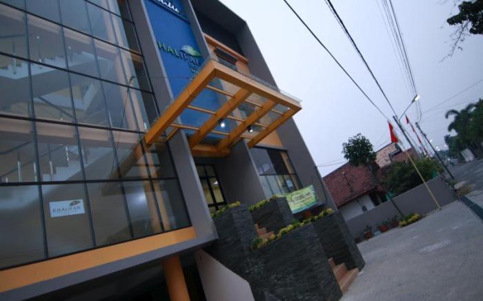 Khalifah Hotel