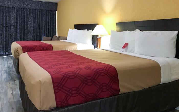 Econo Lodge Inn & Suites Old Saybrook - Westbrook