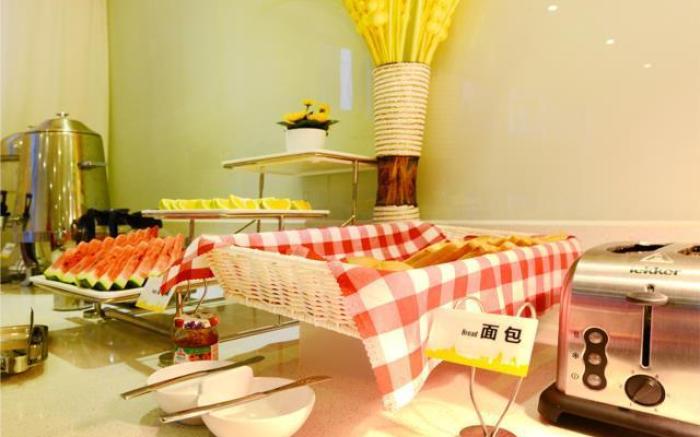 City Comfort Inn Guiyang Yan'an Middle Road Fountain Metro Station