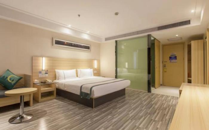 City Comfort Inn Wuhan Guanggu Finance Port
